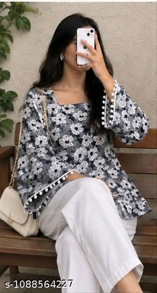 Myra Voguish Kurtis