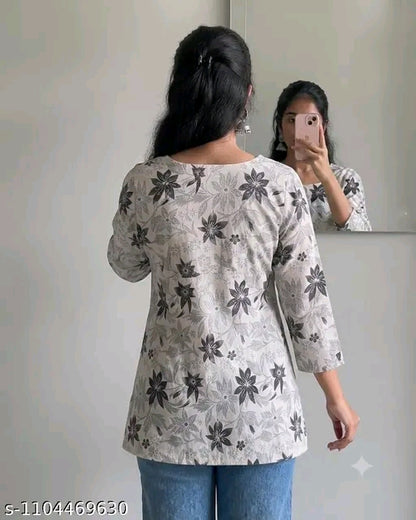 Aagam Attractive Kurtis